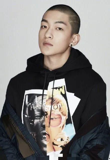 娱乐圈吃瓜屈楚萧是谁啊